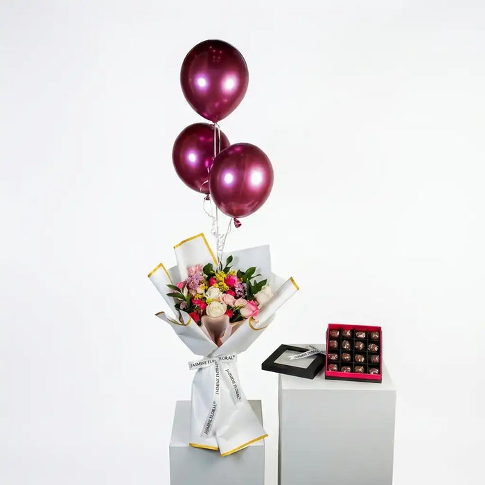 White Hand Bouquet | Mixed Flowers | Balloon | Chocolate Box 16 Pcs
