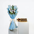 Blue Hand Bouquet | Chocolate Box 18 Pcs