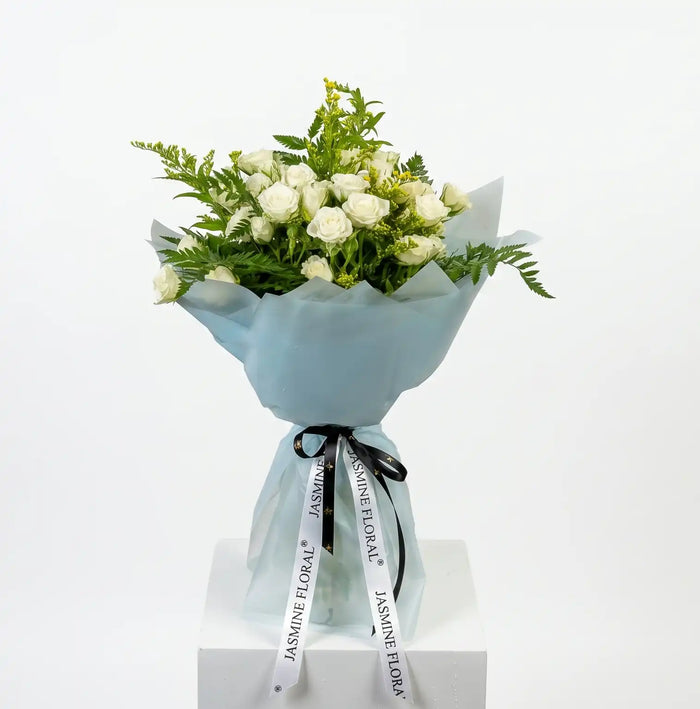 Snowfall Rose Bouquet