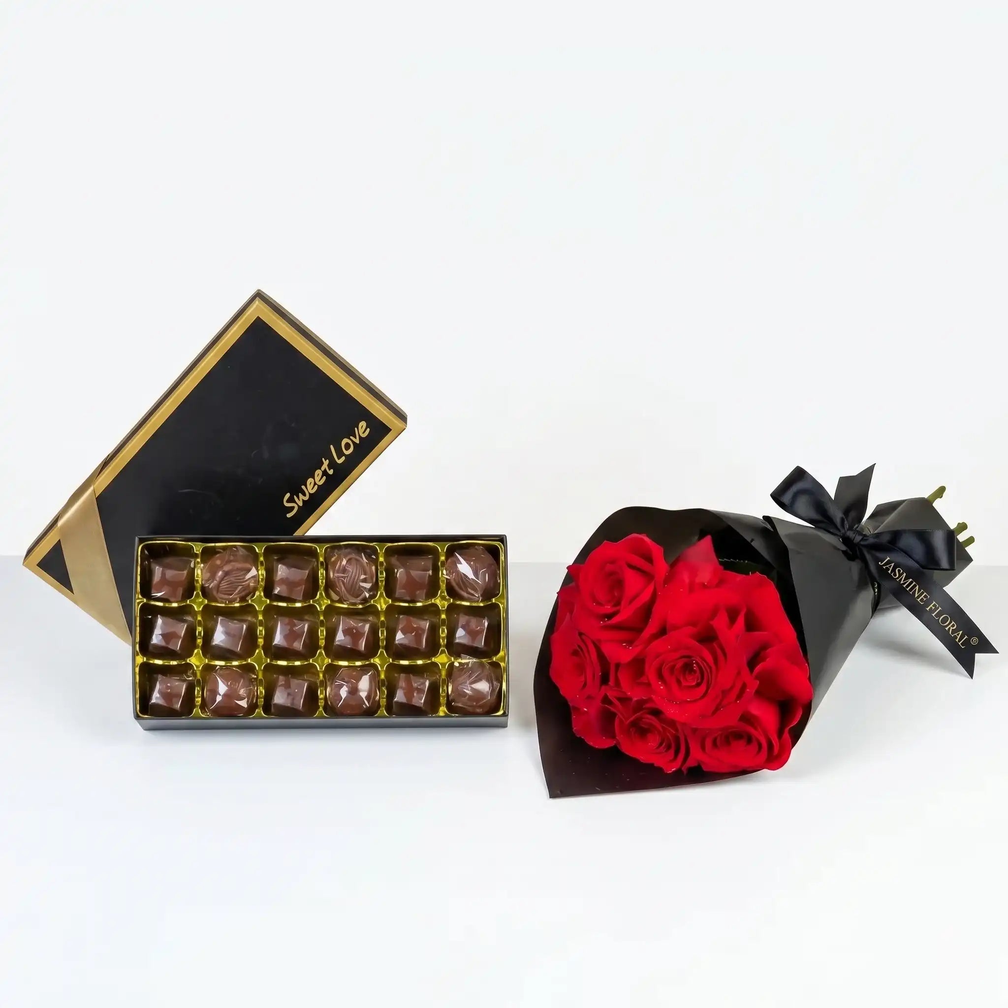 Assorted Chocolate Box 18 Pcs | 5 Red Roses
