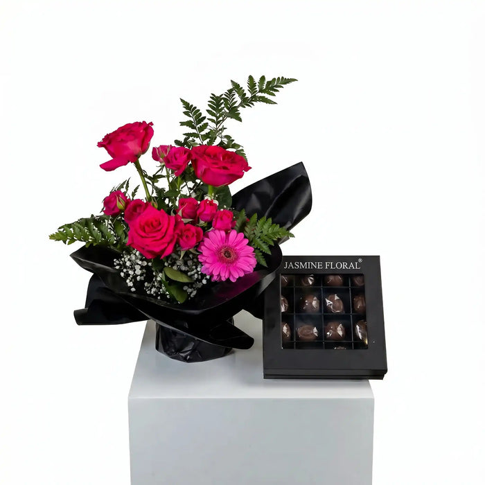 Chocolate Box 16 Pcs | Fuchsia Roses