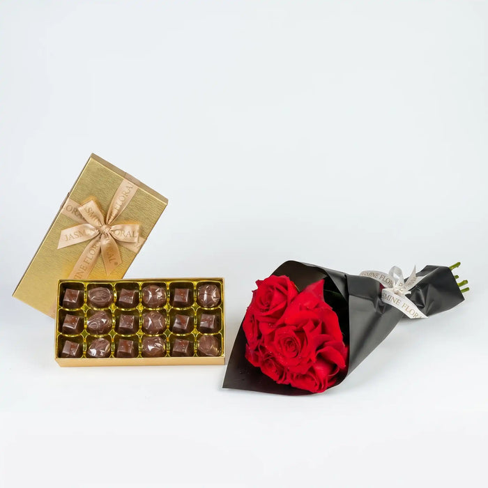 Golden Chocolate Box 18 Pcs | 5 Red Roses
