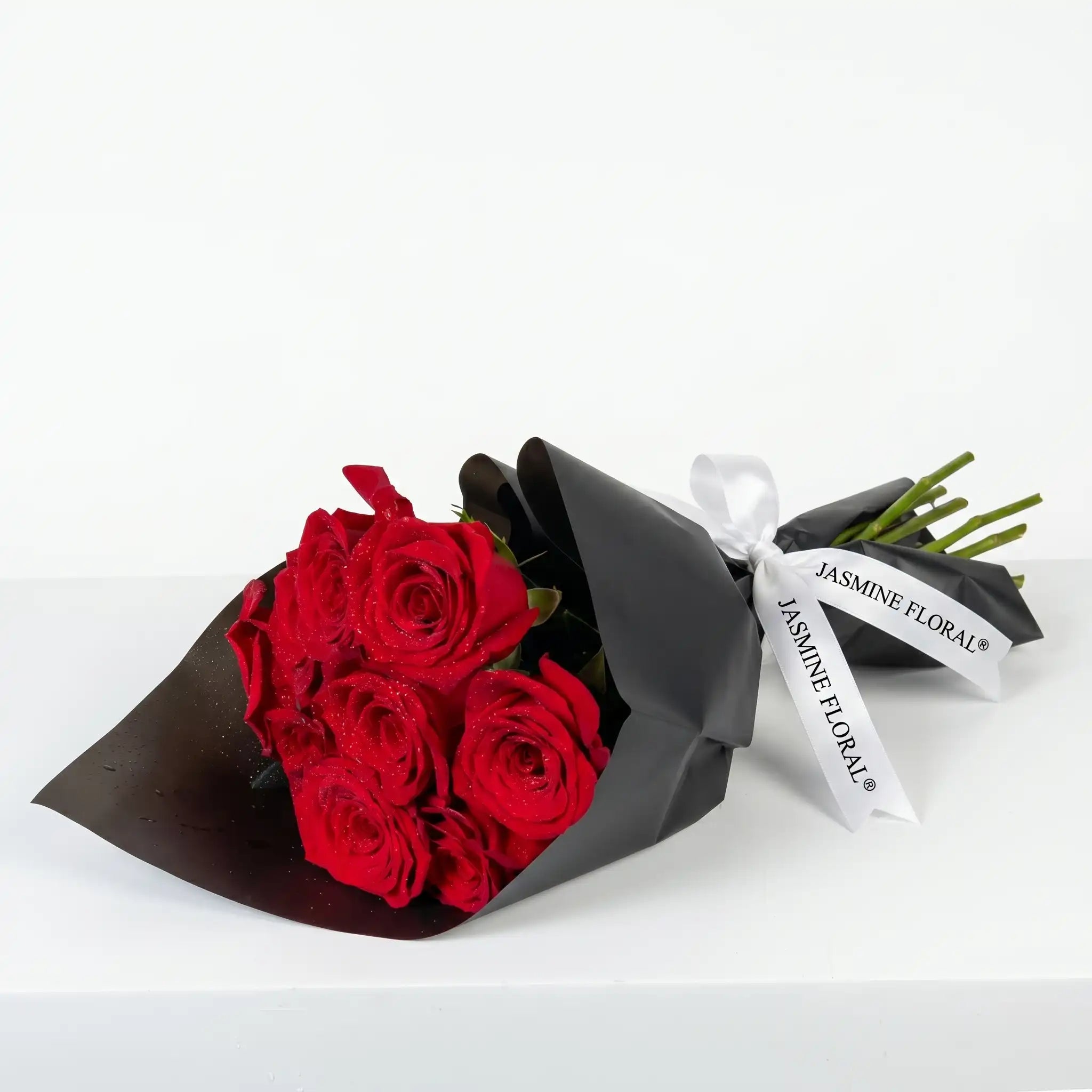 10 Red Roses Hand Bouquet | Black Wrap