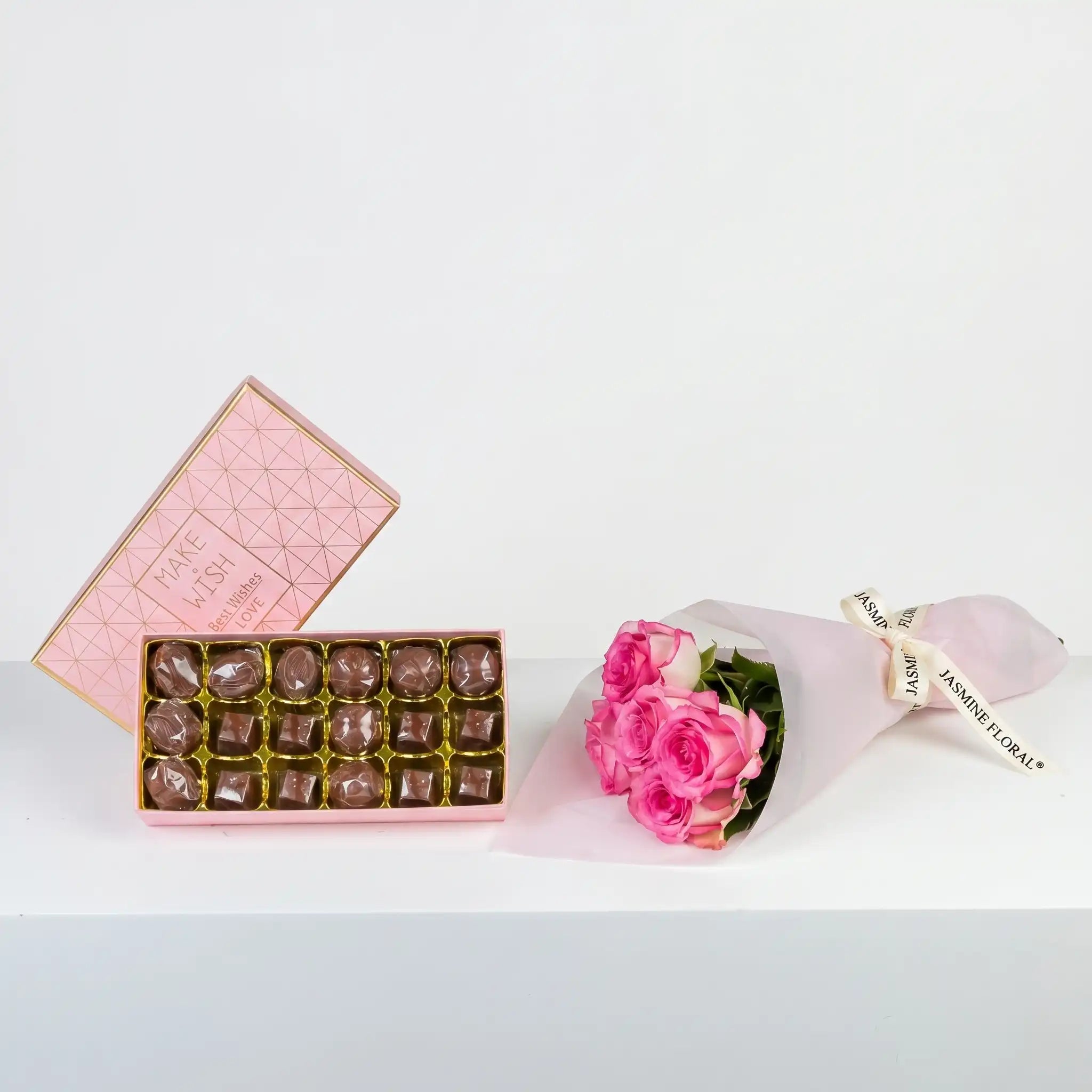 Assorted Chocolate Box 18 Pcs | 5 Pink Roses