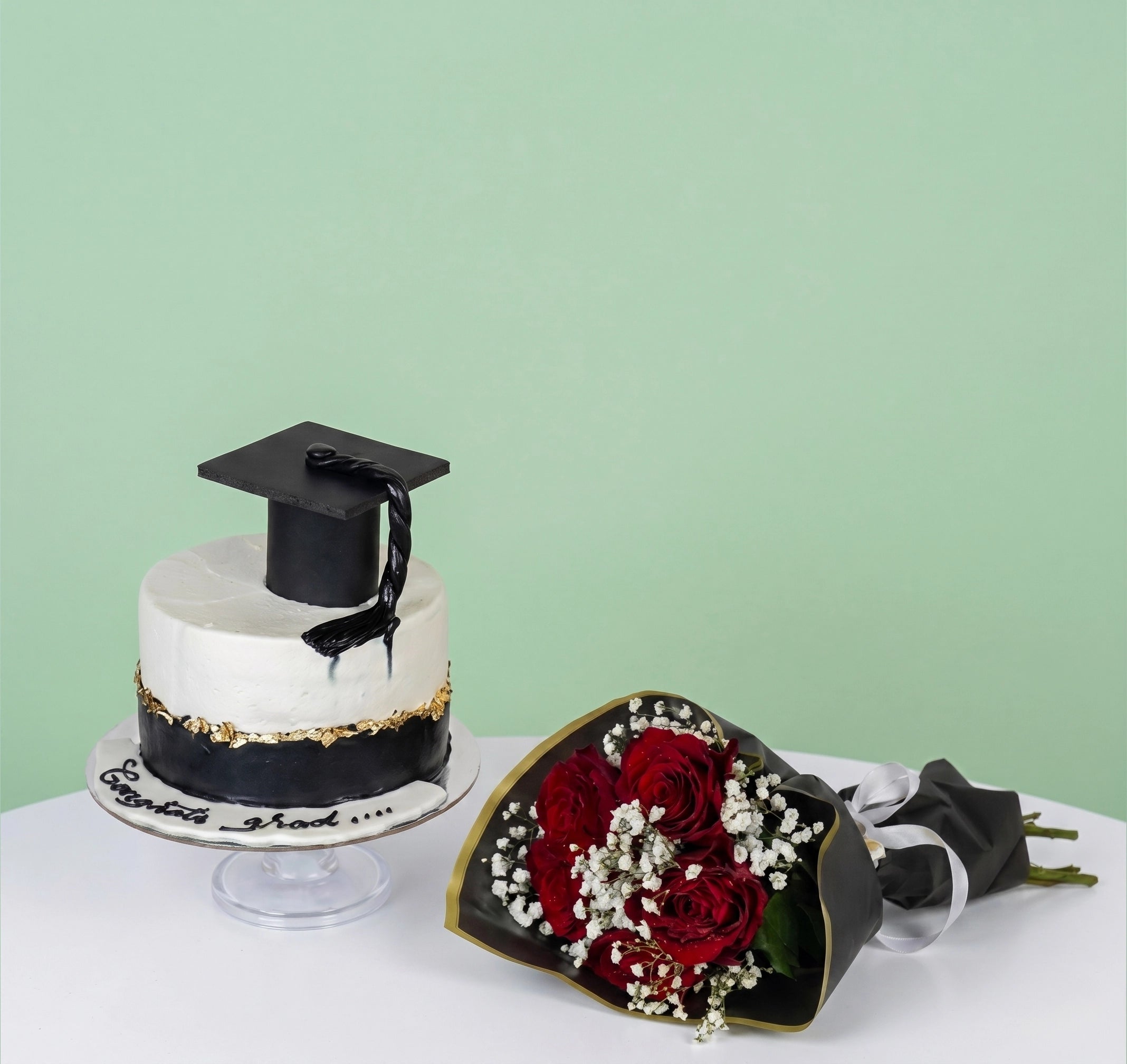 Congrats Grad Cake | Chocolate And Vanilla | Flowers